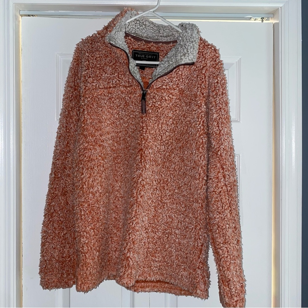 True Grit pullover in orange size M